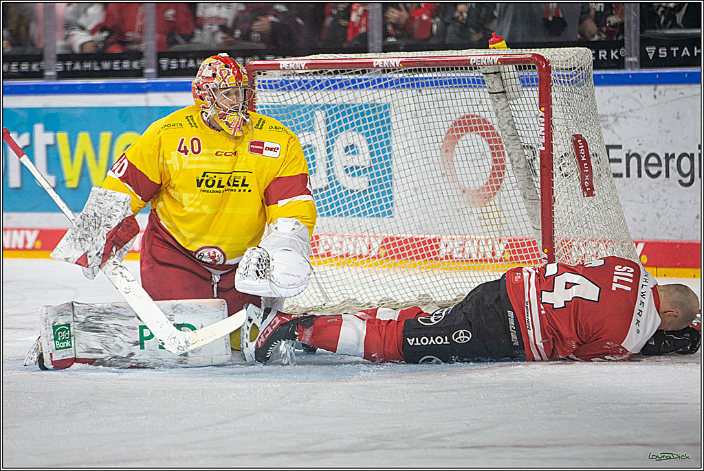 PENNY DEL; Koelner Haie- Duesseldorfer EG; Koeln, 16.12.2022